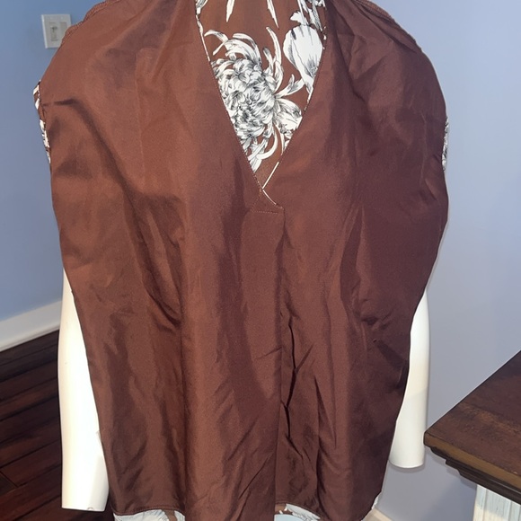 Tops - Picture 4 of 4